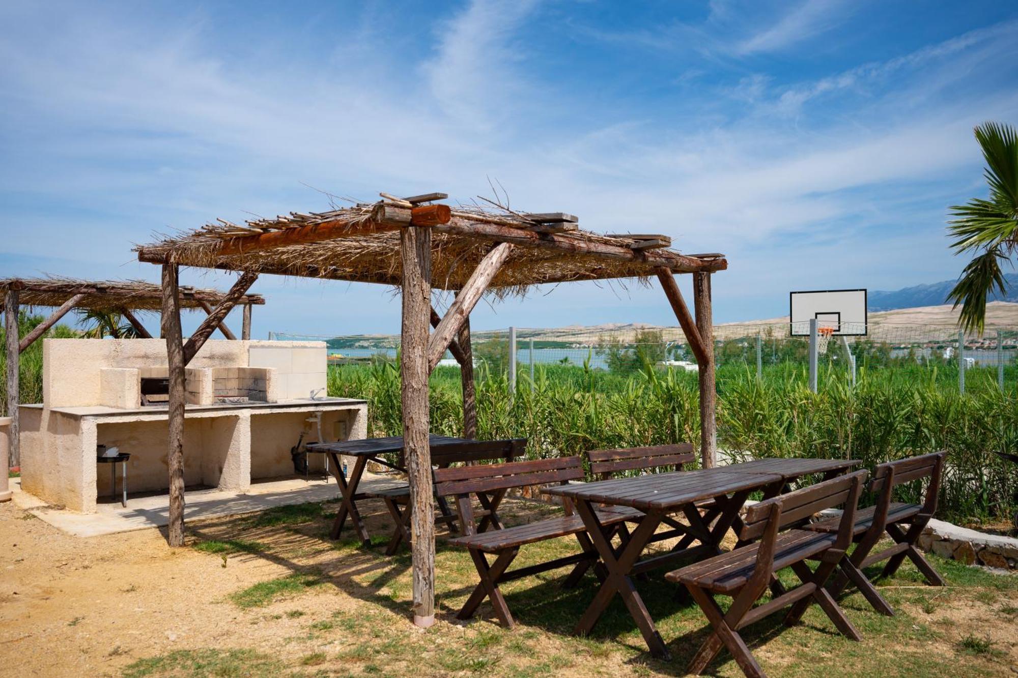 Terra Park SpiritoS Hotel Kolan Bagian luar foto